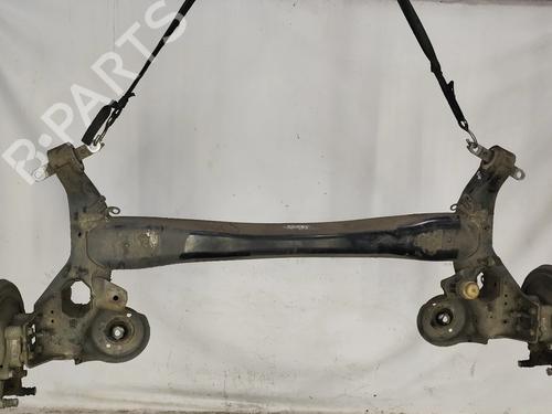 Used Rear axle Rear axle PEUGEOT 3008 II SUV (MC_, MR_, MJ_, M4_) 1.2 THP/ PureTech 130 (MRHNSM, MRHNSU, MRHNSJ, MRHNYW,... (131 hp) 30884055 30884055