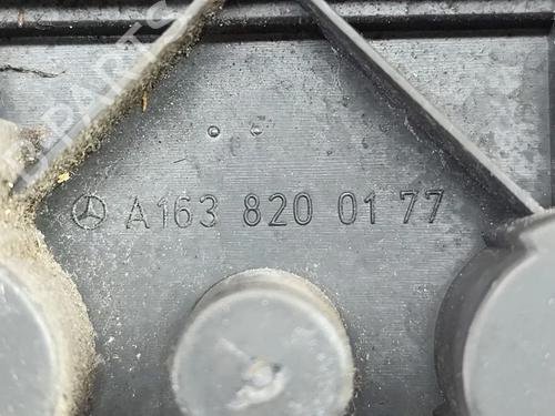 Right taillight MERCEDES-BENZ M-CLASS (W163) ML 320 (163.154) | BP30885208C35