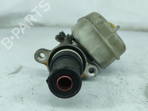 Used Brake master cylinder CHRYSLER VOYAGER / GRAND VOYAGER III (GS_, NS_) 2.5 TDiC AWD (116 hp) 31016004