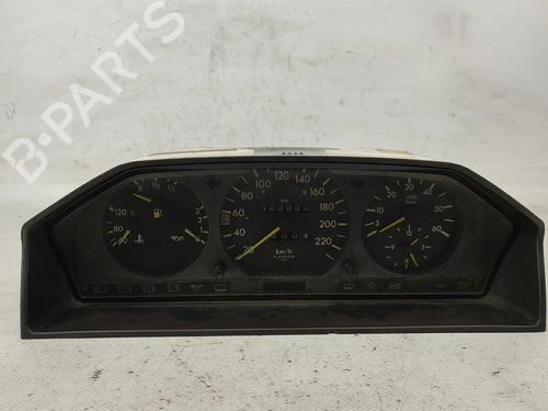 Used Instrument cluster MERCEDES-BENZ 124 Saloon (W124) 250 D (124.125) (94 hp) 30642320
