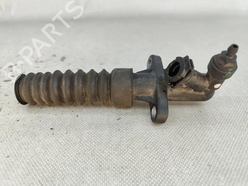 Used Clutch slave cylinder PEUGEOT 3008 II SUV (MC_, MR_, MJ_, M4_) 1.2 THP/ PureTech 130 (MRHNSM, MRHNSU, MRHNSJ, MRHNYW,... (131 hp) 30971051