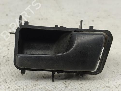 Højre bagtil invendig håndtag VW PASSAT B3/B4 (3A2, 35I) 1.6 TD (80 hp) 30641431