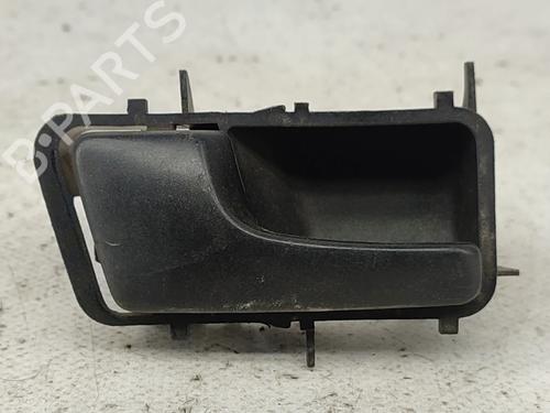 Venstre bak invendig håndtak VW PASSAT B3/B4 (3A2, 35I) 1.6 TD (80 hp) 30641430