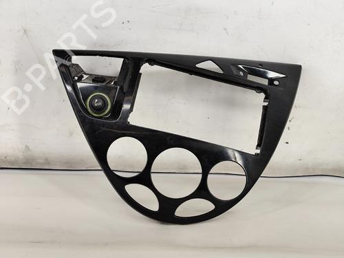 other-ford-focus-i-saloon-dfw-1999-2000-2001-2002-2003-2004-2005-2006-2007-2008-2009-30976253 main image
