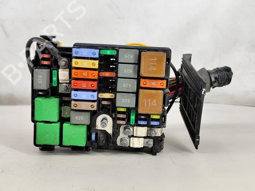 Used Fuse box Fuse box PEUGEOT PARTNER Box Body/MPV (K9) 1.5 BlueHDi 100 (102 hp) 31023567 31023567