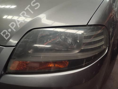 Used Left headlight CHEVROLET AVEO / KALOS Hatchback (T200) 1.2 (72 hp) 31044772
