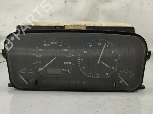 Used Instrument cluster VW GOLF III (1H1) 1.9 D (64 hp) 30637836