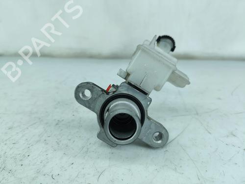Used Brake master cylinder NISSAN LEAF (ZE1) Electric (150 hp) 31027702