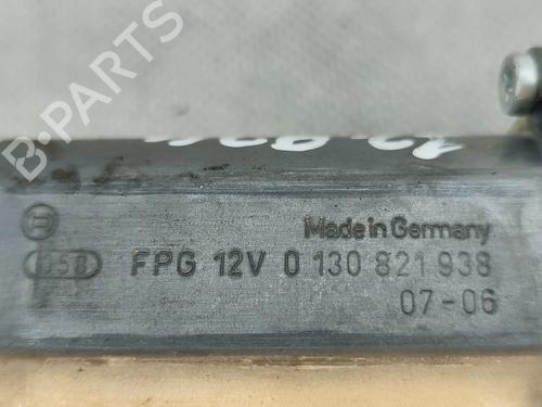 Left front window motor FORD FIESTA V (JH_, JD_) 1.25 16V | BP31027917E21