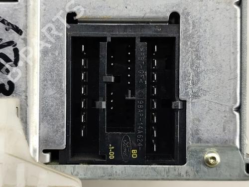 Radio FORD FOCUS I Turnier (DNW) 1.6 16V | BP31048586E6 