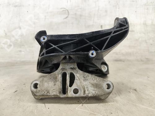 Used Engine mount Engine mount 31047926 31047926