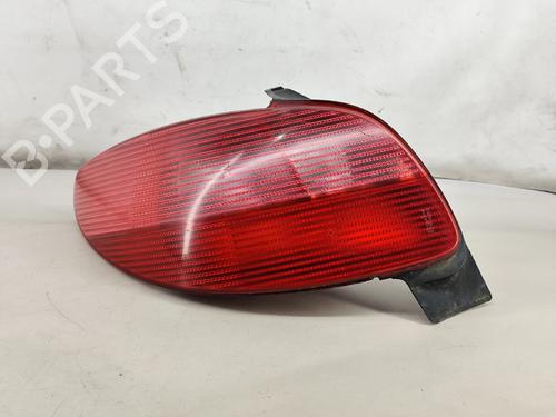Used Left taillight PEUGEOT 206 Hatchback (2A/C) 1.1 i (60 hp) 31114387