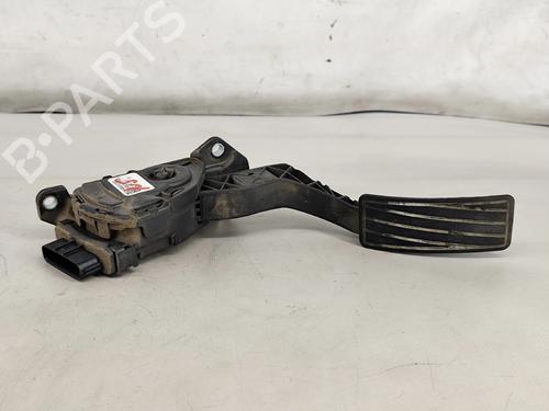 Pedal SUZUKI SWIFT III (MZ, EZ) 1.3 DDiS (RS413D) (75 hp) 30657520