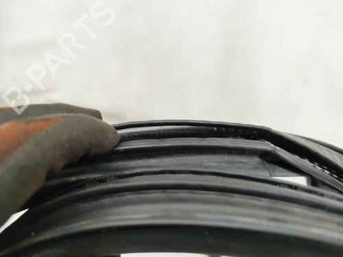 Rubber door seal CITROËN C4 Picasso II 1.6 BlueHDi 120 | BP31083114C142 