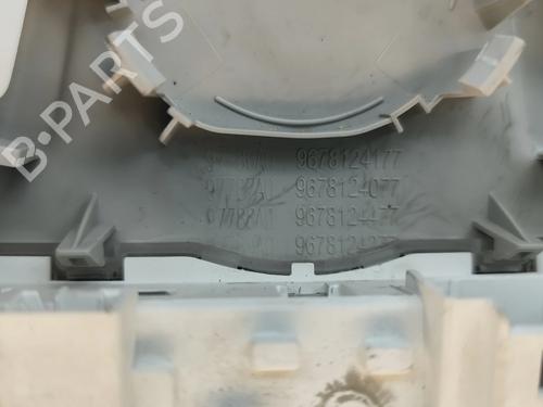 Interior roof light CITROËN C4 Picasso II 1.6 BlueHDi 120 | BP31083035I8