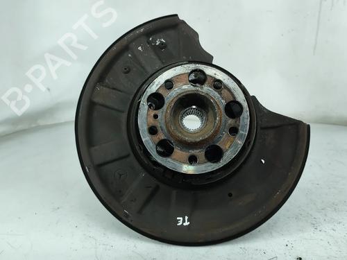 Venstre hjullejehus spindel MERCEDES-BENZ CLS (C218) CLS 63 AMG (218.374) (558 hp) 31094912