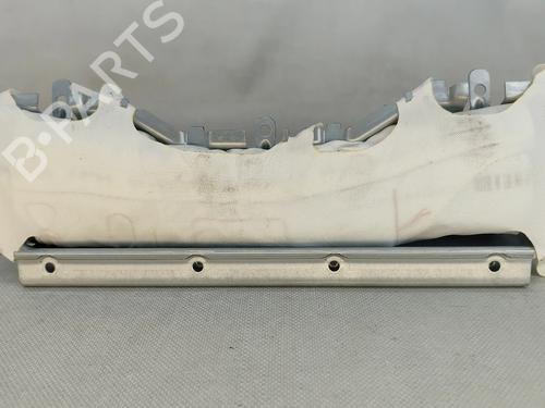 Used Knee airbag MERCEDES-BENZ CLS (C218) CLS 63 AMG (218.374) (558 hp) 31095072