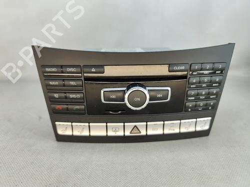 Used Radio MERCEDES-BENZ CLS (C218) CLS 63 AMG (218.374) (558 hp) 31095129