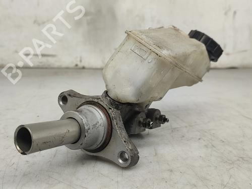 Used Brake master cylinder TOYOTA YARIS (_P9_) 1.0 VVT-i (KSP90_, KSP90R) (69 hp) 31176932