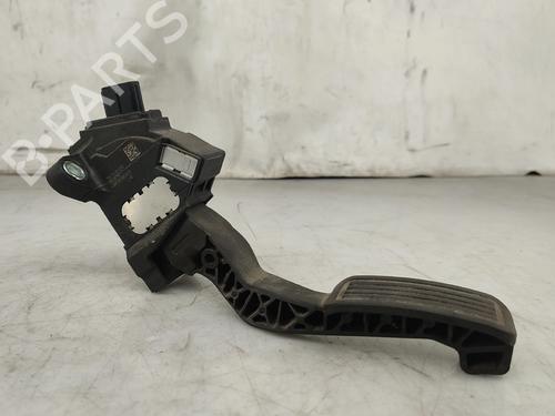 Used Pedal TOYOTA YARIS (_P9_) 1.0 VVT-i (KSP90_, KSP90R) (69 hp) 31176933