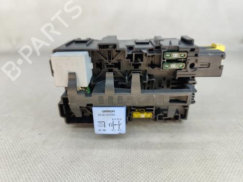 Used Fuse box Fuse box PEUGEOT 308 II (LB_, LP_, LW_, LH_, L3_) 1.6 HDi (92 hp) 31205301 31205301
