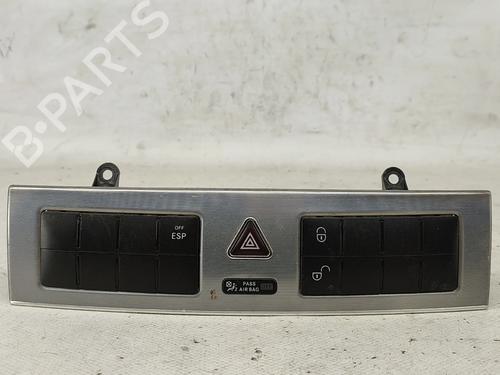 Used Warning switch Warning switch 30712101 30712101