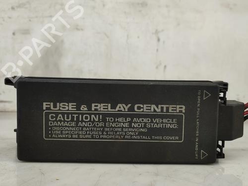 Used Fuse box CHRYSLER VOYAGER / GRAND VOYAGER III (GS_, NS_) 2.5 TD (116 hp) 30710375