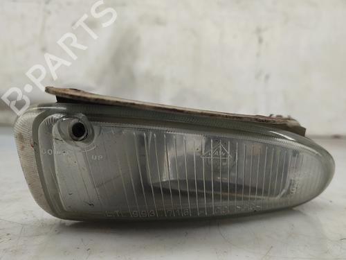 Feu de brouillard avant gauche CHRYSLER VOYAGER / GRAND VOYAGER III (GS_, NS_) 2.5 TD (116 hp) 30710369