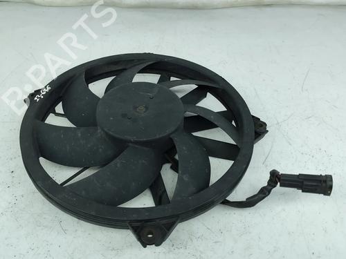 Used Radiator fan Radiator fan PEUGEOT 3008 I MPV (0U_) 2.0 HDi Hybrid4 (0URHCA) (200 hp) 31322775 31322775