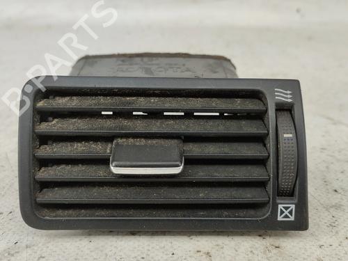 Used Air vent Air vent TOYOTA COROLLA (_E12_) 2.0 D-4D (CDE120R, CDE120L_) (110 hp) 31175528 31175528