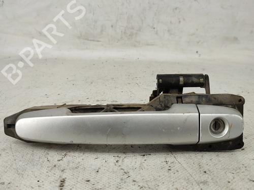 front-left-exterior-door-handle-toyota-corolla-_e12_-2001-2002-2003-2004-2005-2006-2007-2008-31175567 main image