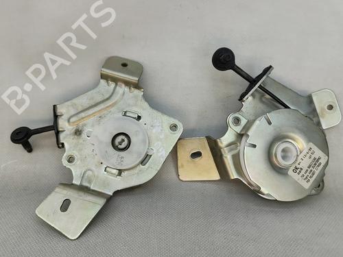 tailgate-lift-support-peugeot-3008-i-mpv-0u_-2009-2010-2011-2012-2013-2014-2015-2016-2017-31334752 main image