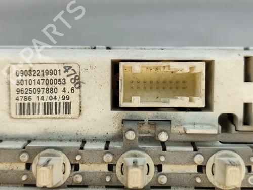 Display monitor PEUGEOT 206 Hatchback (2A/C) 1.1 i | BP31322942C48 