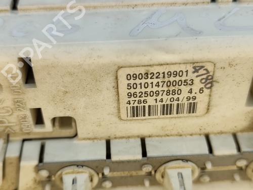 Display monitor PEUGEOT 206 Hatchback (2A/C) 1.1 i | BP31322942C48 