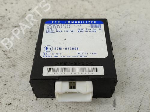 Used Electronic module Electronic module TOYOTA COROLLA (_E12_) 2.0 D-4D (CDE120R, CDE120L_) (110 hp) 31175555 31175555