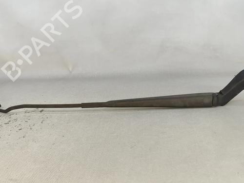 Used Front windshield wiper arm Front windshield wiper arm CHRYSLER VOYAGER / GRAND VOYAGER III (GS_, NS_) 2.5 TD (116 hp) 31323209 31323209