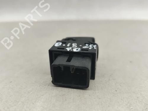Right front window switch HYUNDAI MATRIX (FC) 1.5 CRDi | BP31345023I26 - Image 3