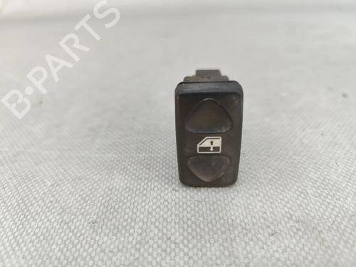 Used Right front window switch LAND ROVER FREELANDER I (L314) 1.8 i 16V 4x4 (120 hp) 31355058