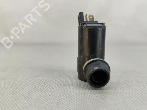 Used Washer pump SUZUKI GRAND VITARA I (FT, HT) 2.0 TD 4x4 (SQ420D) (87 hp) 31364525