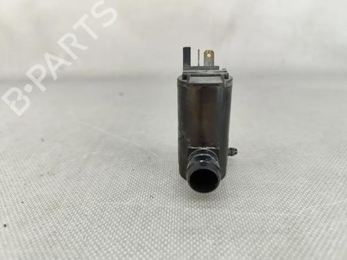 Used Washer pump SUZUKI GRAND VITARA I (FT, HT) 2.0 TD 4x4 (SQ420D) (87 hp) 31364526