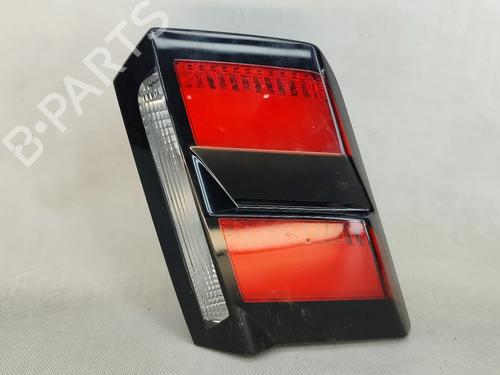 Used Right tailgate light Right tailgate light PEUGEOT 3008 II SUV (MC_, MR_, MJ_, M4_) 1.6 BlueHDi 120 (120 hp) 31381605 31381605