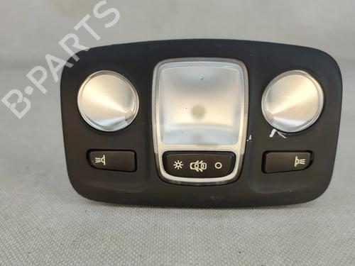 Innerbelysning Innerbelysning PEUGEOT 3008 II SUV (MC_, MR_, MJ_, M4_) 1.6 BlueHDi 120 (120 hp) 31381636 31381636