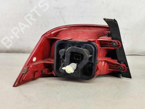 Right taillight VW PASSAT B7 (362) 1.6 TDI | BP31354930C35 - Image 3