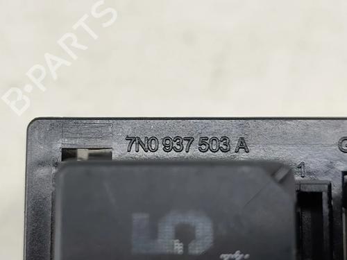 Fuse box VW PASSAT B7 (362) 1.6 TDI | BP31354918E1 - Image 6