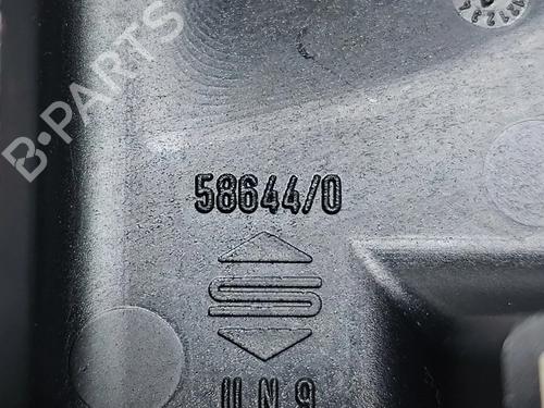 Fuse box VW PASSAT B7 (362) 1.6 TDI | BP31354920E1 - Image 6