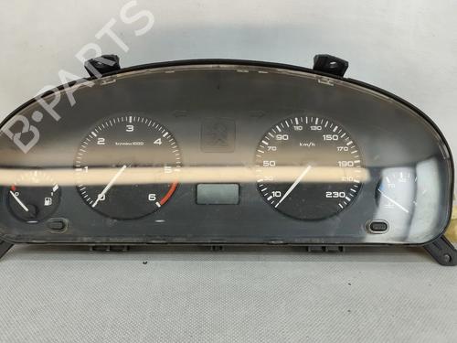 Used Instrument cluster PEUGEOT 406 Break (8E/F) 2.0 HDI 110 (109 hp) 31574195