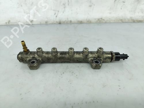 injection-rail-renault-espace-iv-jk01_-2002-31599581 main image