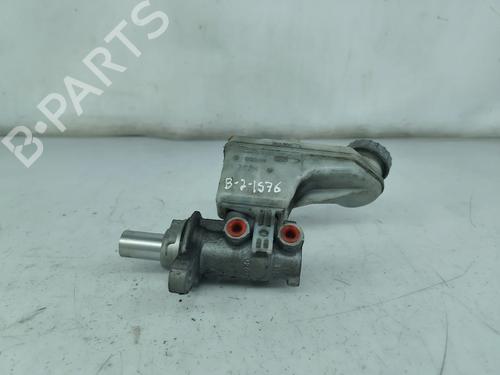 Used Brake master cylinder OPEL AGILA B (H08) 1.0 (F68) (65 hp) 31591977