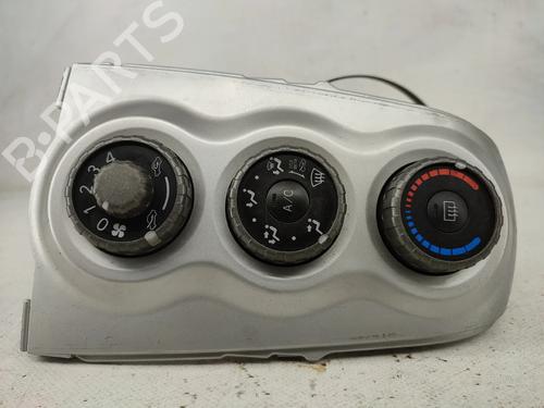 Used Climate control TOYOTA YARIS (_P9_) 1.0 VVT-i (KSP90_, KSP90R) (69 hp) 31293031