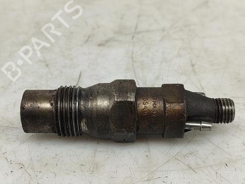 Used Injector Injector MERCEDES-BENZ 124 Saloon (W124) 250 D (124.125) (90 hp) 30881788 30881788